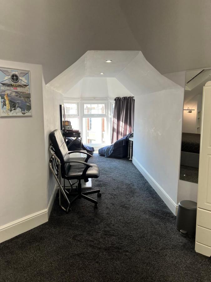 ホテル Addison House ウォーキング エクステリア 写真